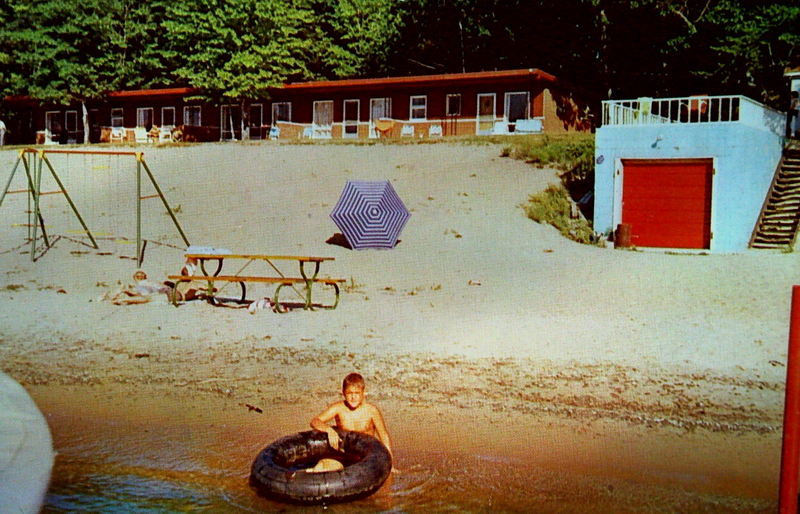 Eldorado Motel & Cottages - Eldorado Motel Postcard (newer photo)